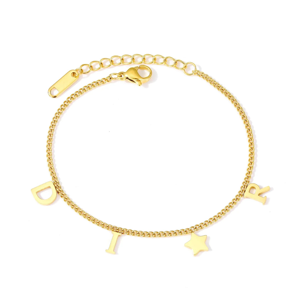 Pulsera DIOR Estilo Iniciales en Acero Inoxidable Dorado