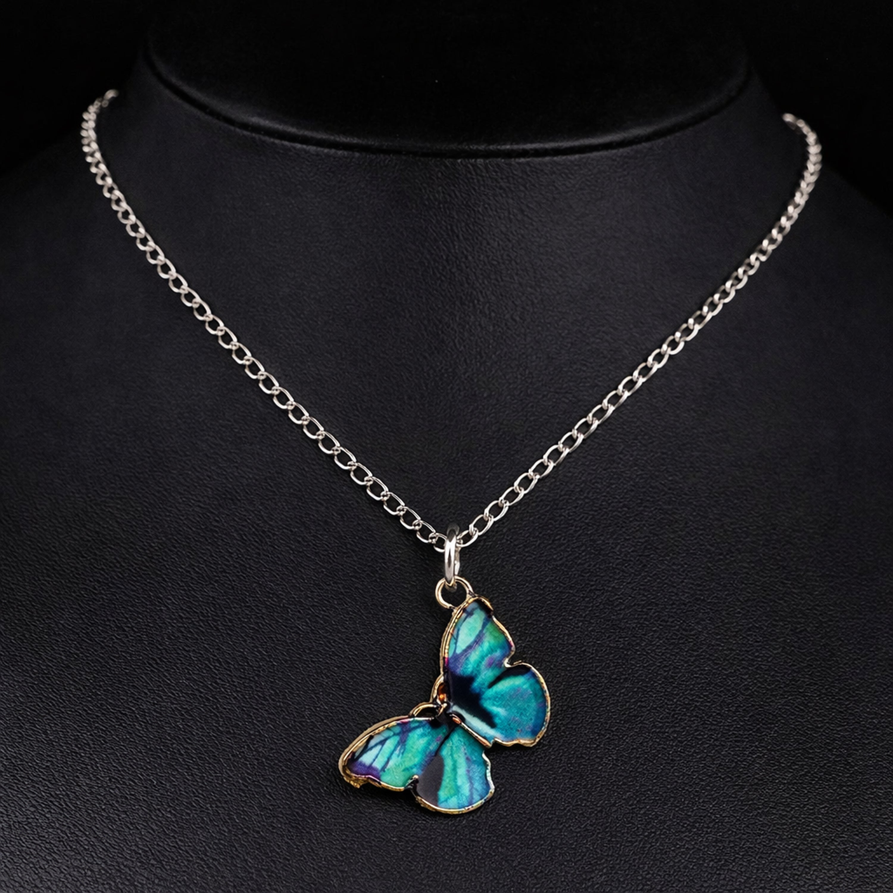 Collar Mariposa Azul Turquesa