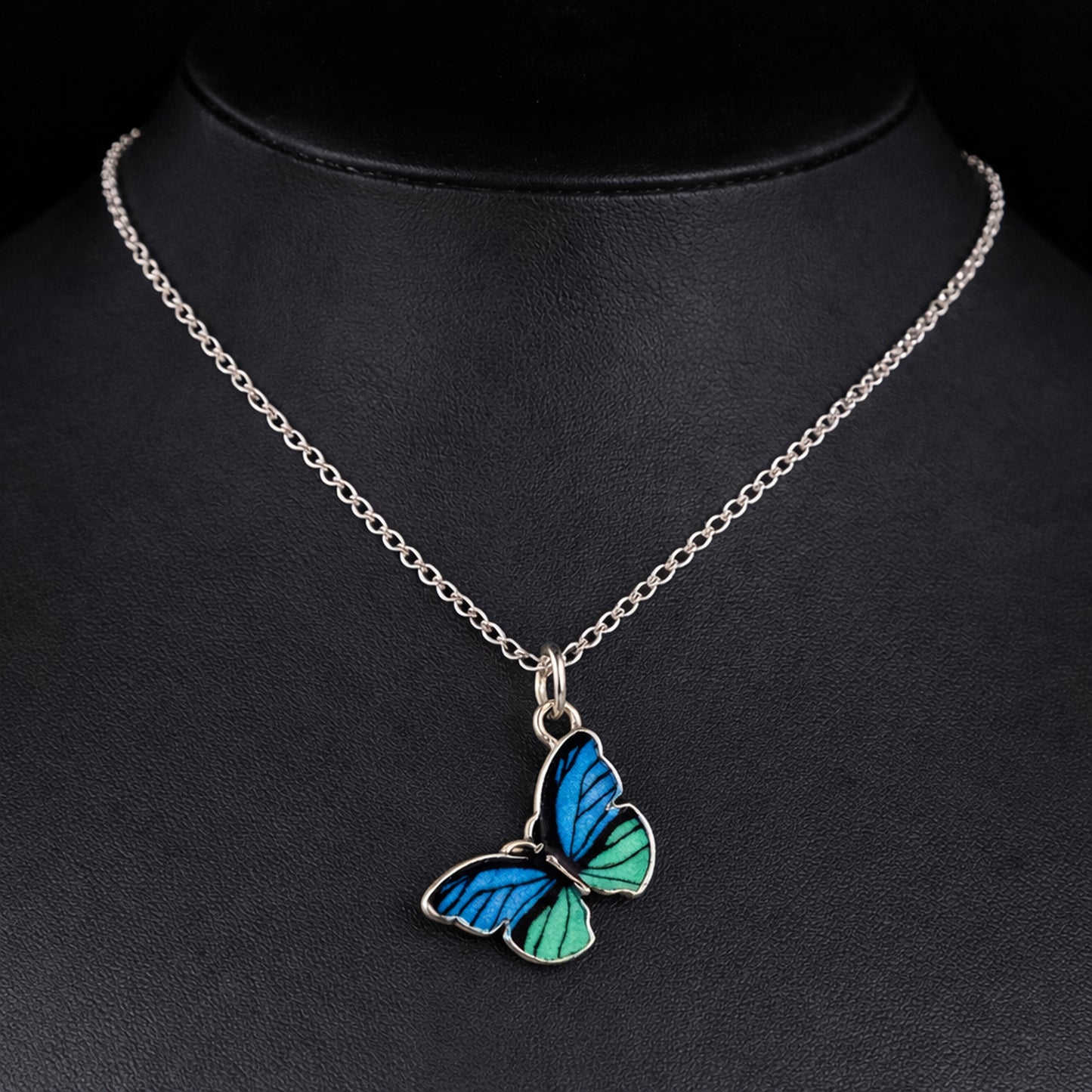 Collar Mariposa Azul Verde