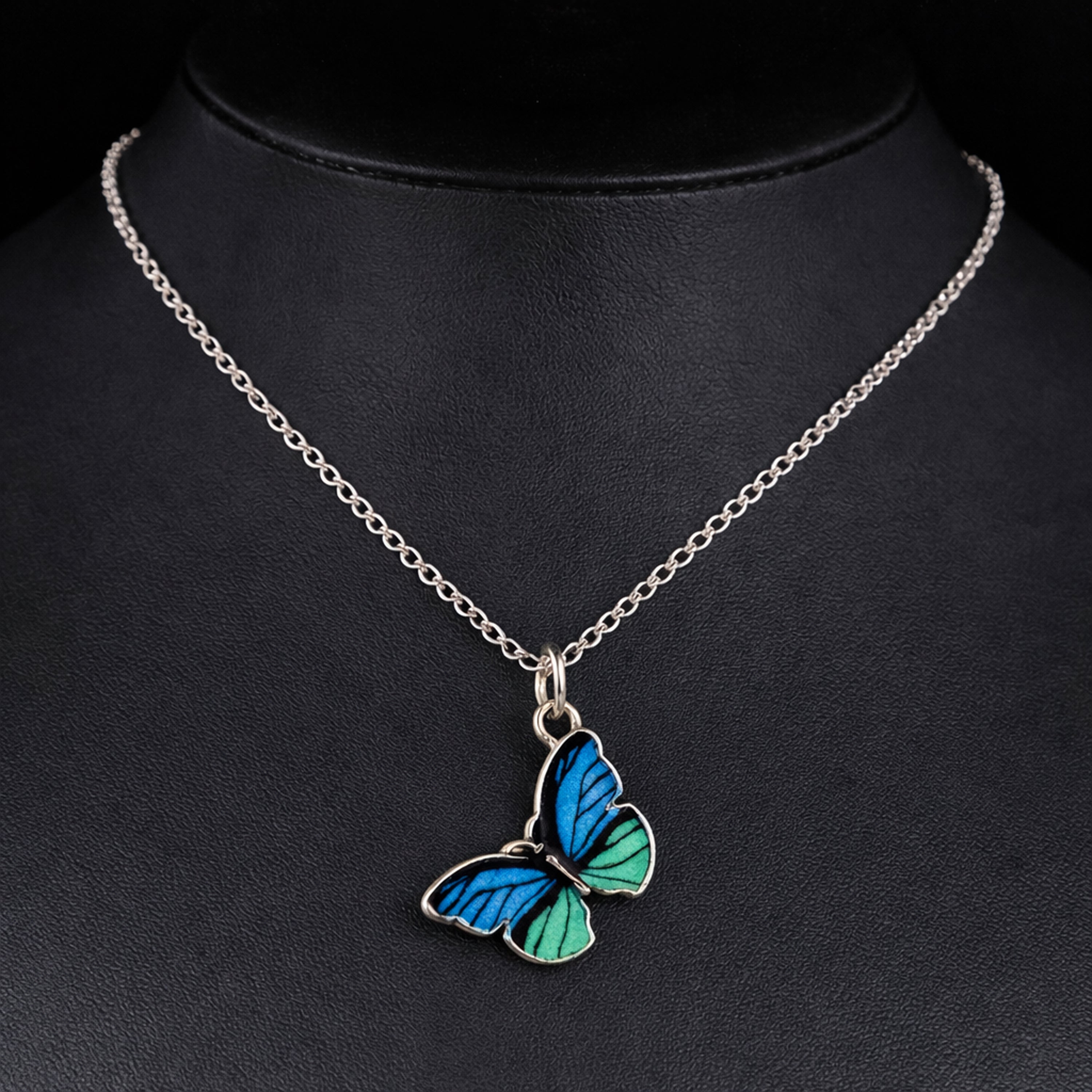 Collar Mariposa Azul Verde