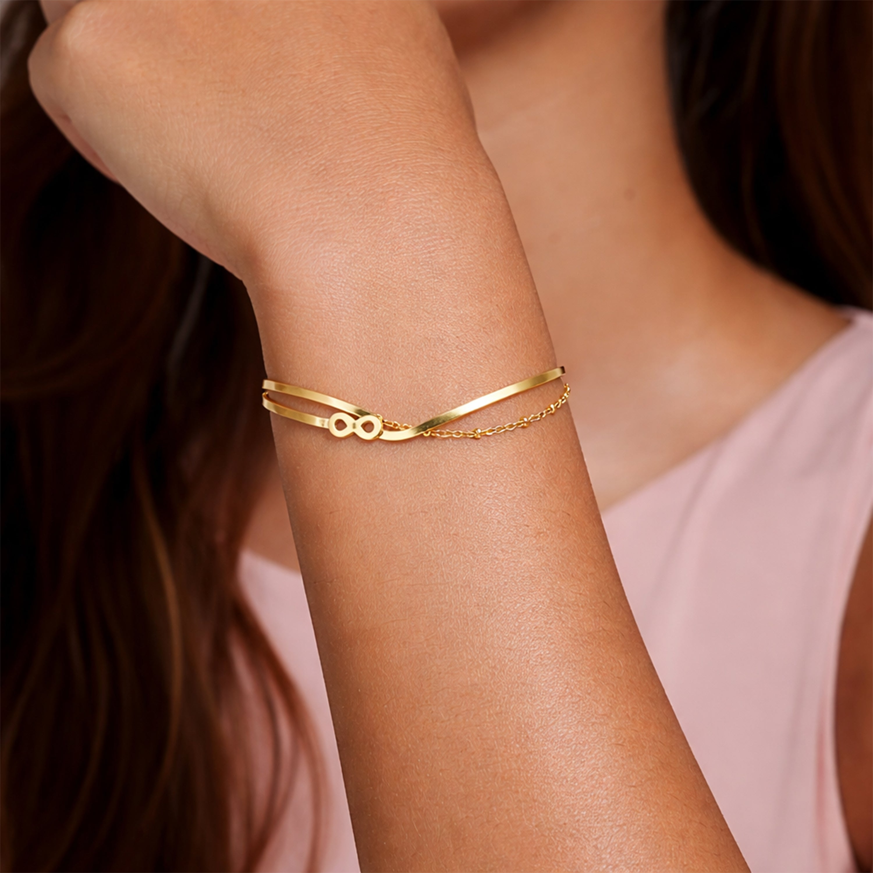 Pulsera Infinito Dorada Doble Cadena Ajustable